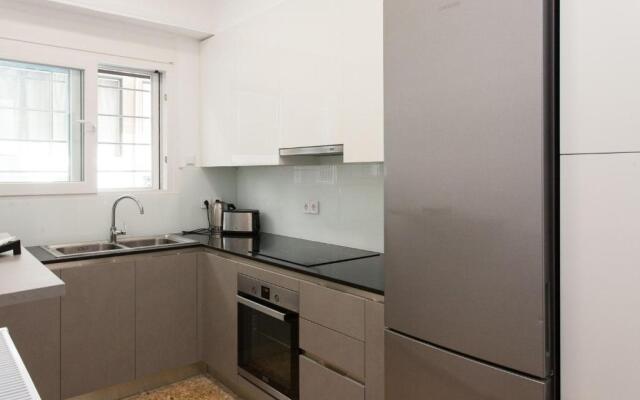 Lovely 2 Bedroom apt in Metaxourgio Center