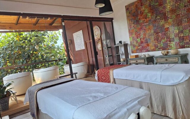 Quinta Ascension - Adults Only