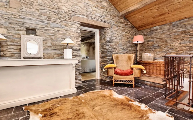 Ardennic Farmhouse for Groups