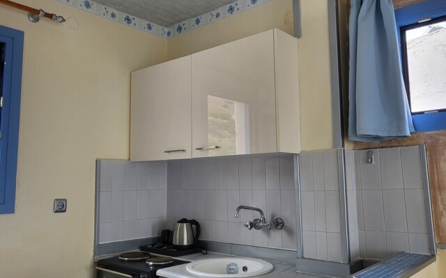 Room in Condo - Entire Private Suite Unit sea View