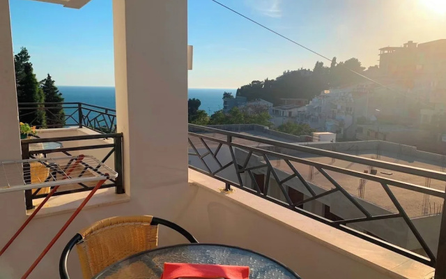 Deluxe Studio Apartment with Sea view