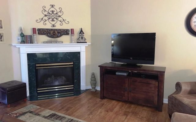 Whispering Pines 252