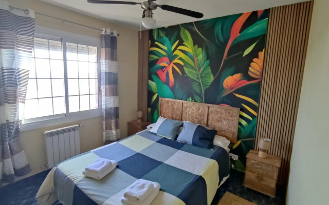 Bianca Seaview & Beach Apartment