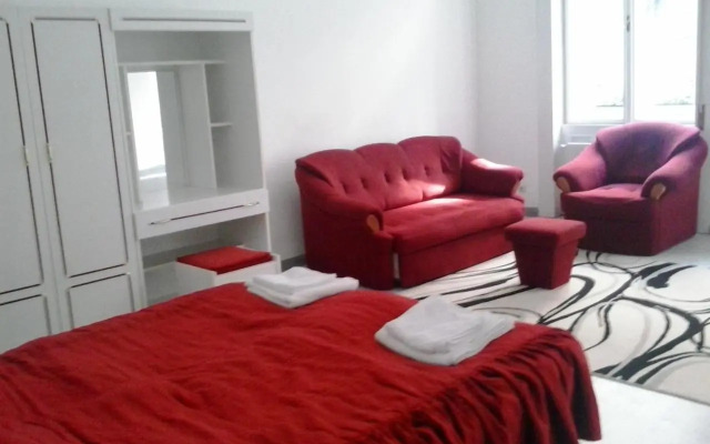 Julia Apartment