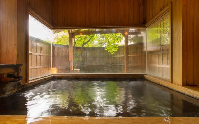 Okuhida Yakushi No Yu Honjin