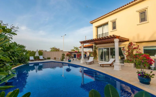 Villa Lazuli - Saadiyat Island - A one-of-a-kind stay, with jacuzzi and pool - limited to 12