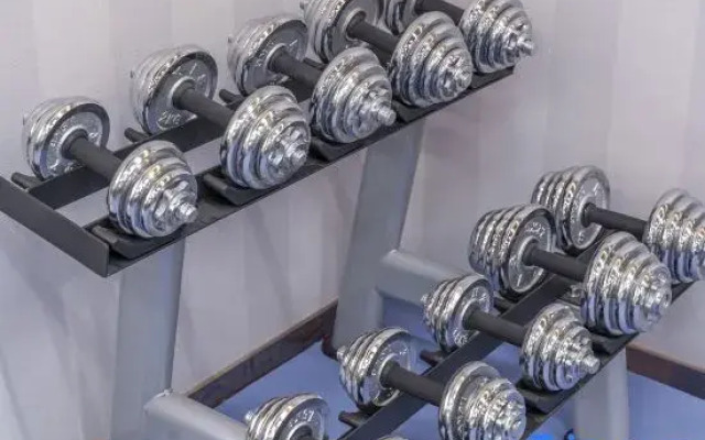 Chating Holiday Hotel