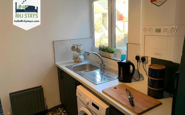 Saltwell - Delightful 3 Bedroom free parking free wifi