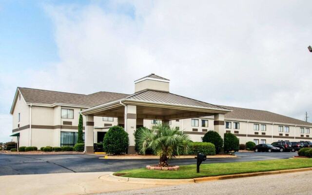 Quality Inn Prattville Montgomery