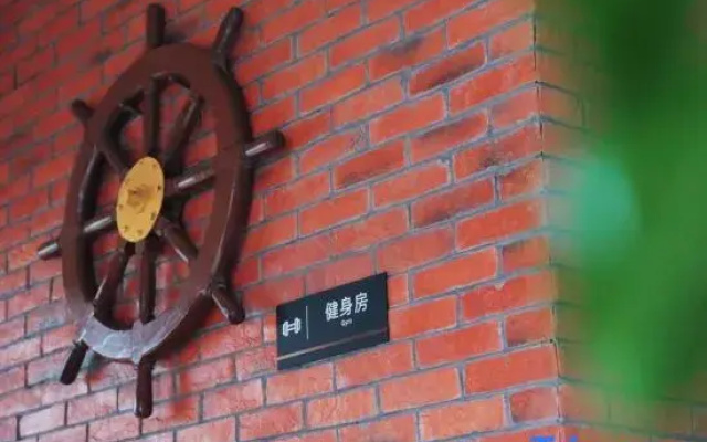 Quanfeng Hotel