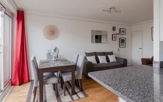 Great 2 Bed For Up To 6 Guests Near Canary Wharf