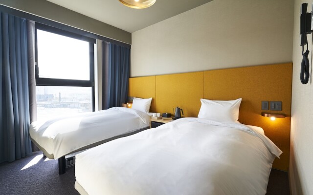 Отель The Reign Hotel Kyoto