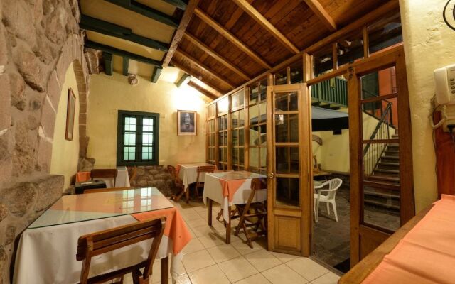Hitchhikers Cusco Hostel