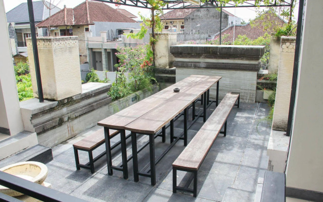Airy Denpasar Barat Pura Demak Gang Marlboro Bali