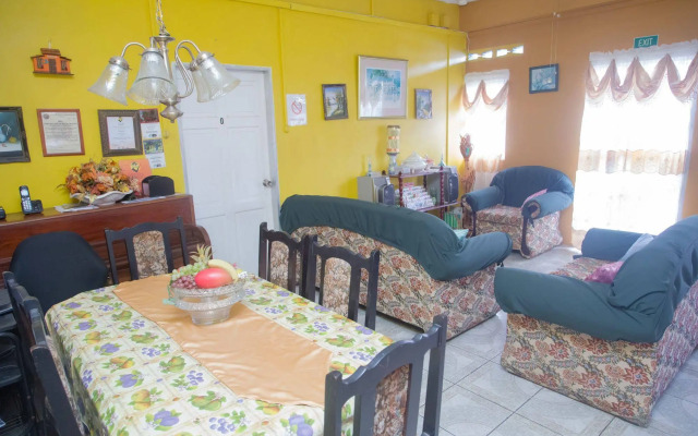 Villa Shalom Guest House