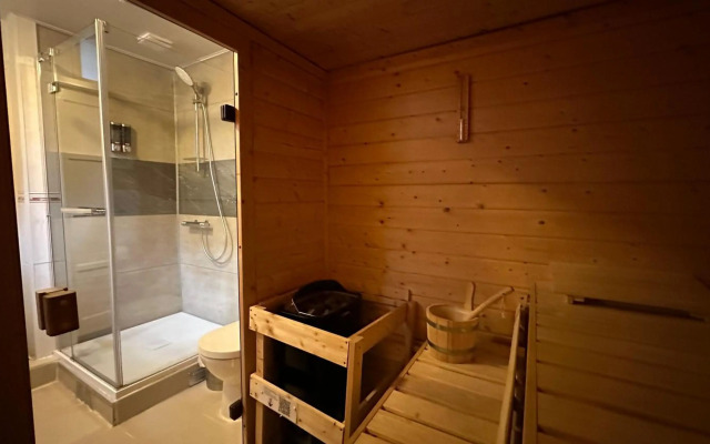 Studio with sauna