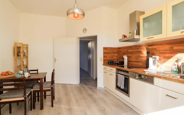 *NEU* Zentral (nur 5min bis zur Innerstadt) *Netflix & Amazon TV*