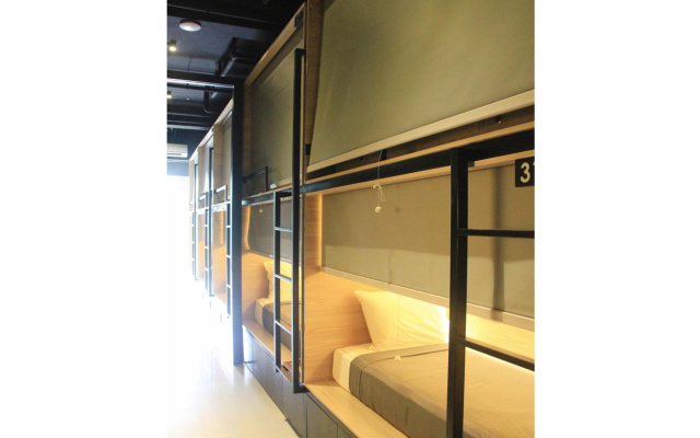 My Studio Hotel Surabaya - Hostel