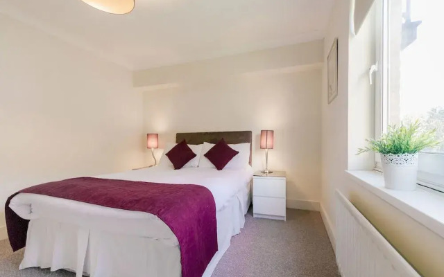 Cascades Court by Roomspace Apartments