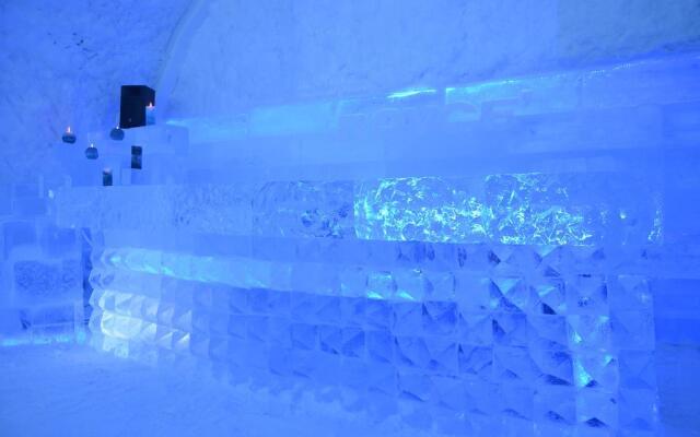 Cross Hotel Sapporo