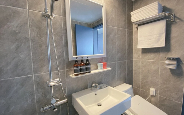 Gunsan Little Prince Condo