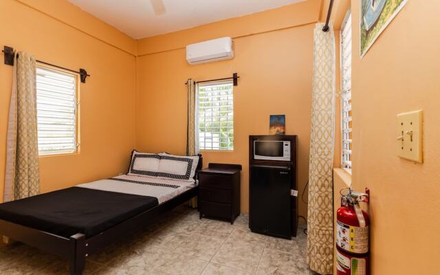 San Pedro Studios and Suites