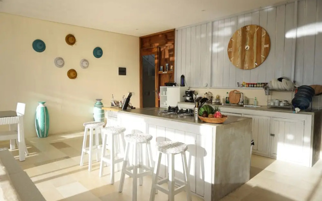 Villa Atas Pelangi