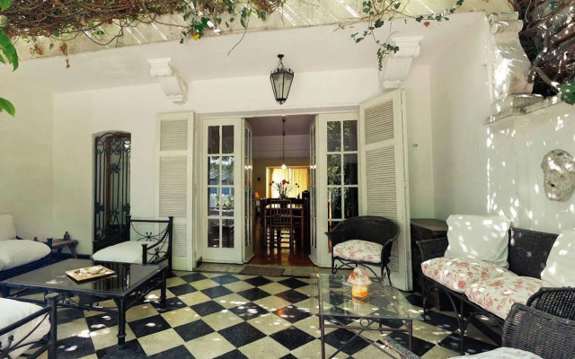 Hotel L'Ambassade