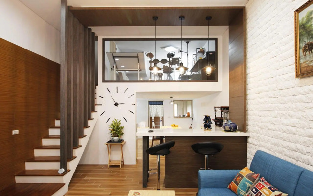 Traveler. Gourmet Hostel