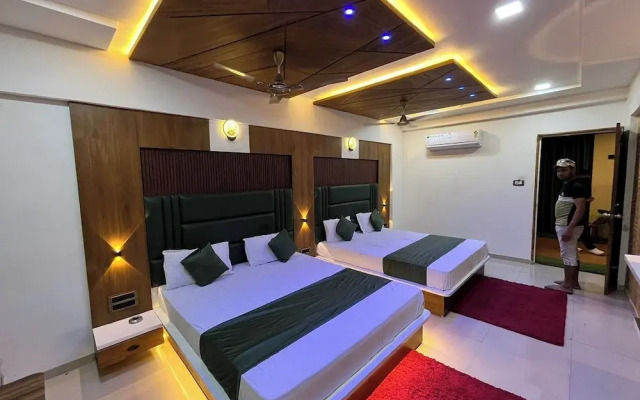 Hotel The Grand Near Maninagar Railway Station Ahmedabad