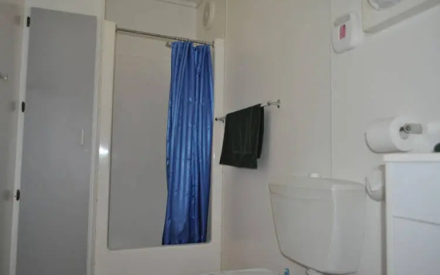 Amaze N Things Holiday Park Cowes