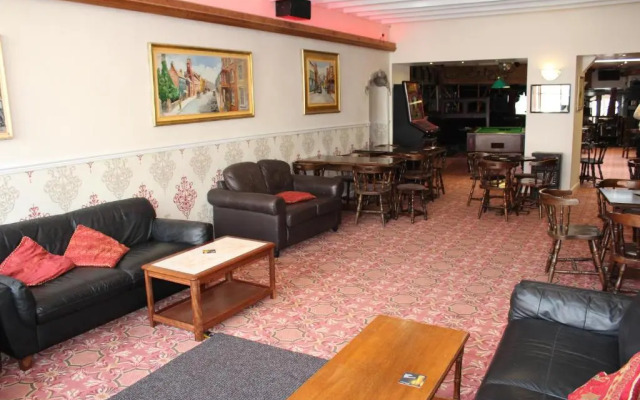 The Middlegate Hotel