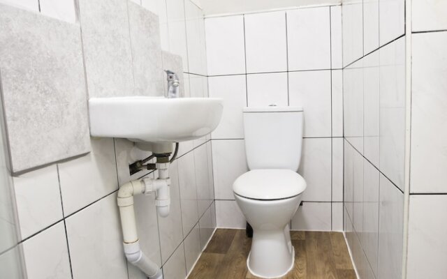 Short Stay Bristol - Church Apartment