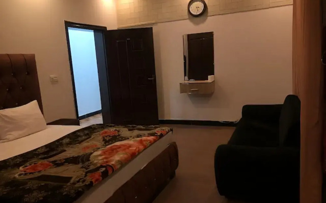 Defence Mark Hotel