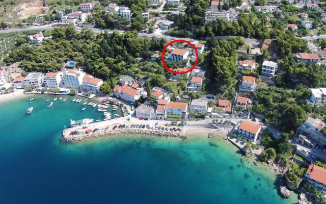 Apartments by the sea Mimice, Omis - 18148