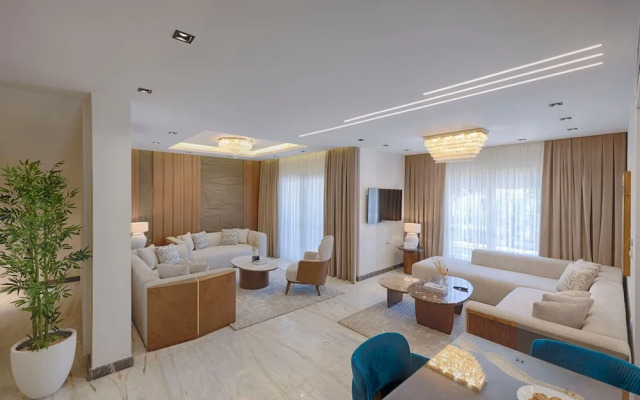 Vesta - Luxury Villa - 3BR - CFC I