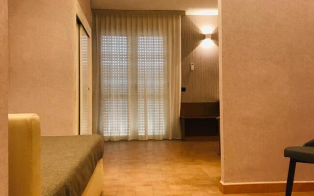 American Hotel