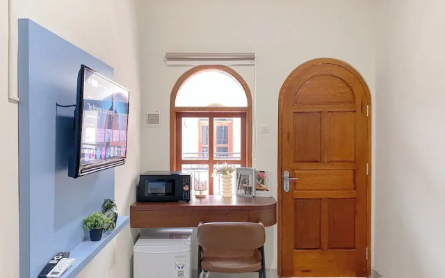 Nice Look Studio (No Kitchen) At Celebrity Mansion