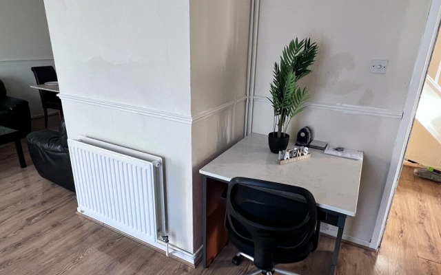 Beautiful 3-bed House in High Wycombe