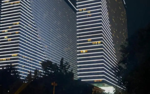 Sunny Apartment Batumi