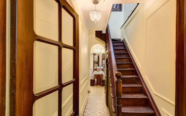 Chic 4BR Getaway in Vibrant La Candelaria