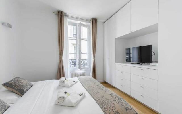 Luxury 4-bdr Apartment Near Saint-germain-des-prés
