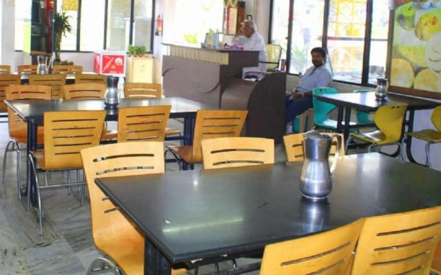 Hotel Yasodha Towers
