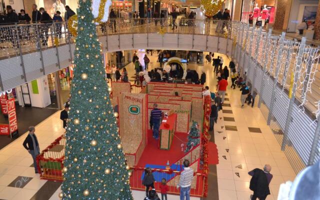 Airport & Fair Suite Apartments