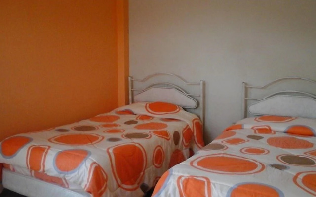 Hostal Villa Rosas