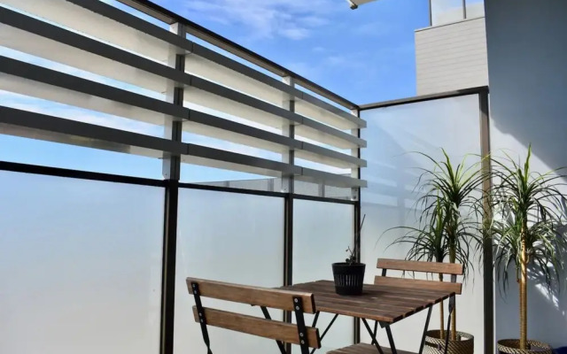 Stylish And Modern 2 Bedroom Melbourne Retreat
