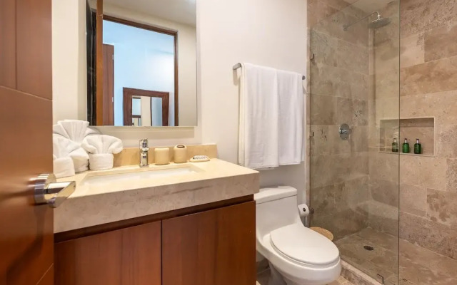 NHOA 307B Lux 1BR Pool View Aldea Zama