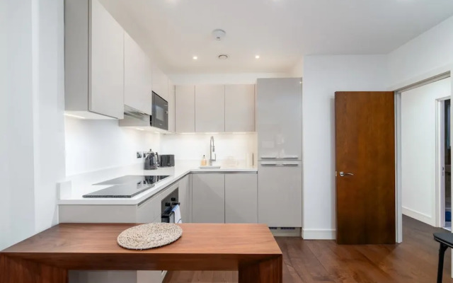 Modern 1 Bedroom Apartment in West Kensington