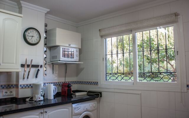 Cipreses House Canovas Nerja