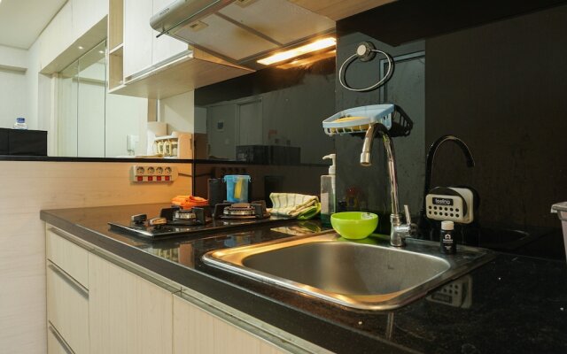 2BR near Baywalk Pluit Mall at Green Bay Apartment